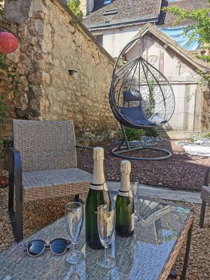 Le Papillon De La Cathedrale - Calme - Jardin - Wifi Daire Troyes Dış mekan fotoğraf